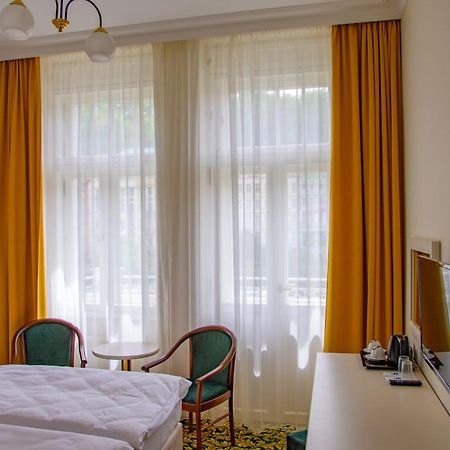 Ea Hotel Elefant Karlowe Wary Zewnętrze zdjęcie