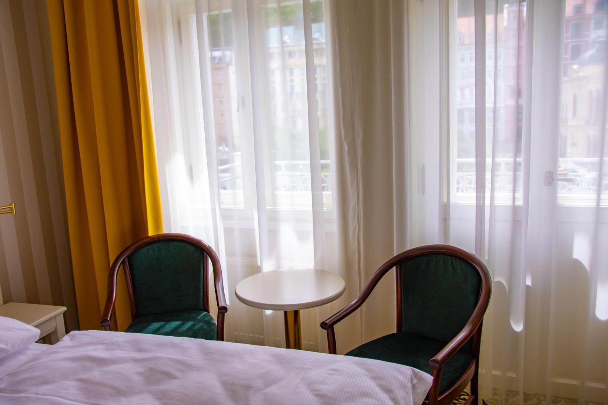 Ea Hotel Elefant Karlowe Wary Zewnętrze zdjęcie